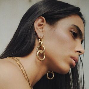 Triple-Link Gold Drop Earrings for Women